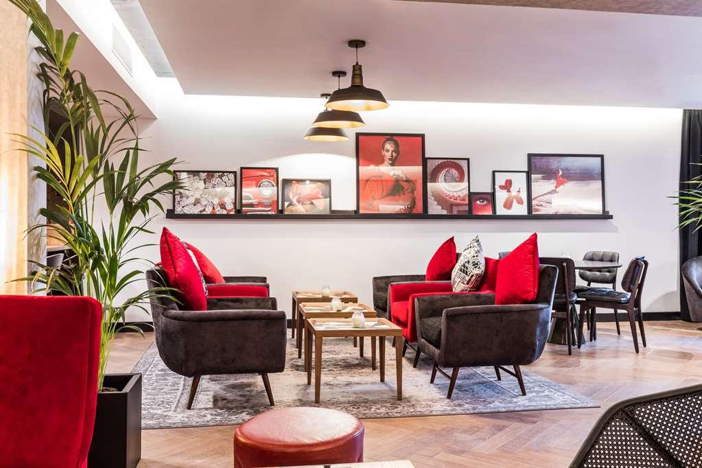 Radisson Red Hotel London Heathrow Ristorante foto