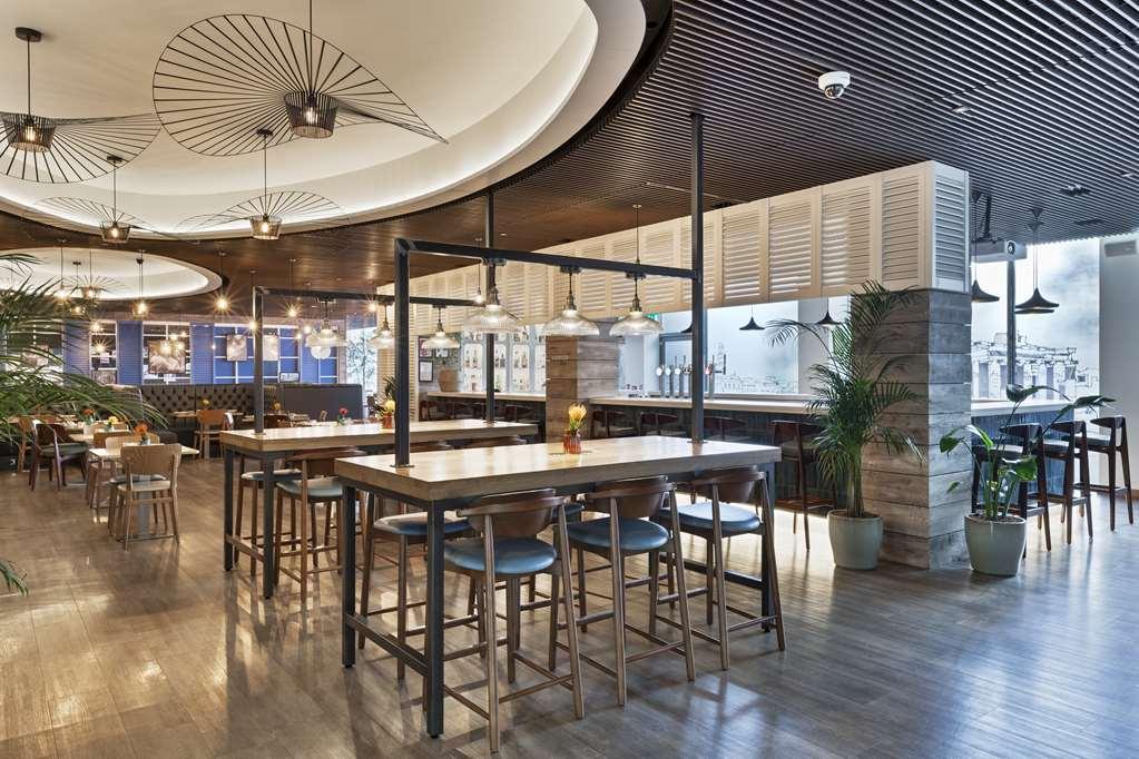 Radisson Red Hotel London Heathrow Ristorante foto