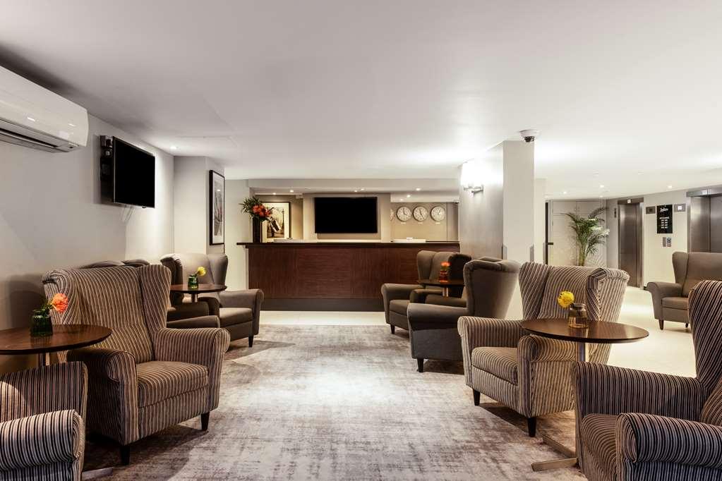 Radisson Red Hotel London Heathrow Servizi foto