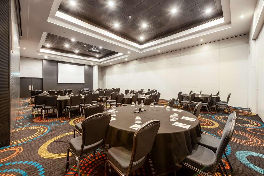 Radisson Red Hotel London Heathrow Servizi foto