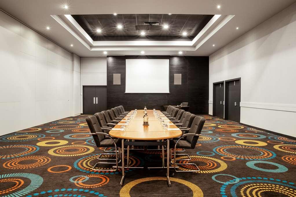 Radisson Red Hotel London Heathrow Servizi foto